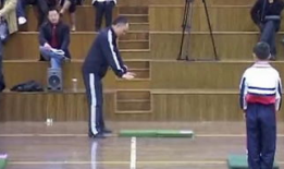 后滚翻教学视频,轻松掌握翻滚技巧