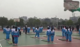 后滚翻教学视频,轻松掌握翻滚技巧