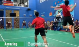 羽毛球杀球慢动作视频,慢动作解析高手技巧与力量释放