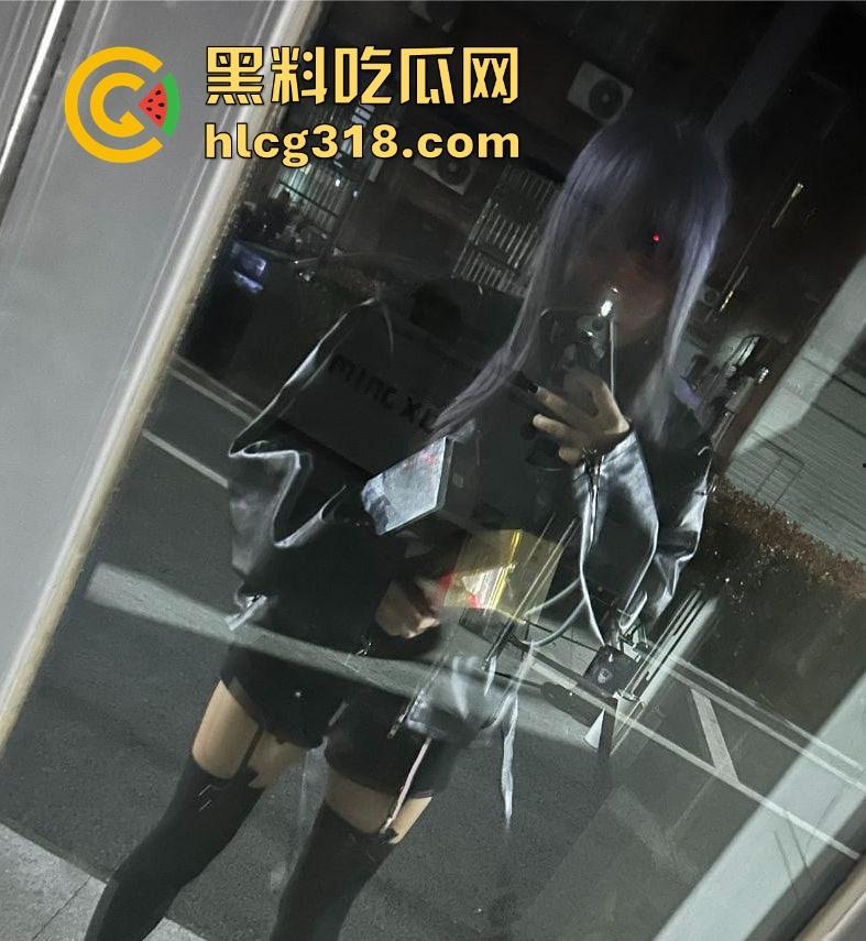 河北保定二次元少女【张芯佳】极品少萝 常年混迹酒吧 火辣身材常约炮，性爱视频曝光！-3