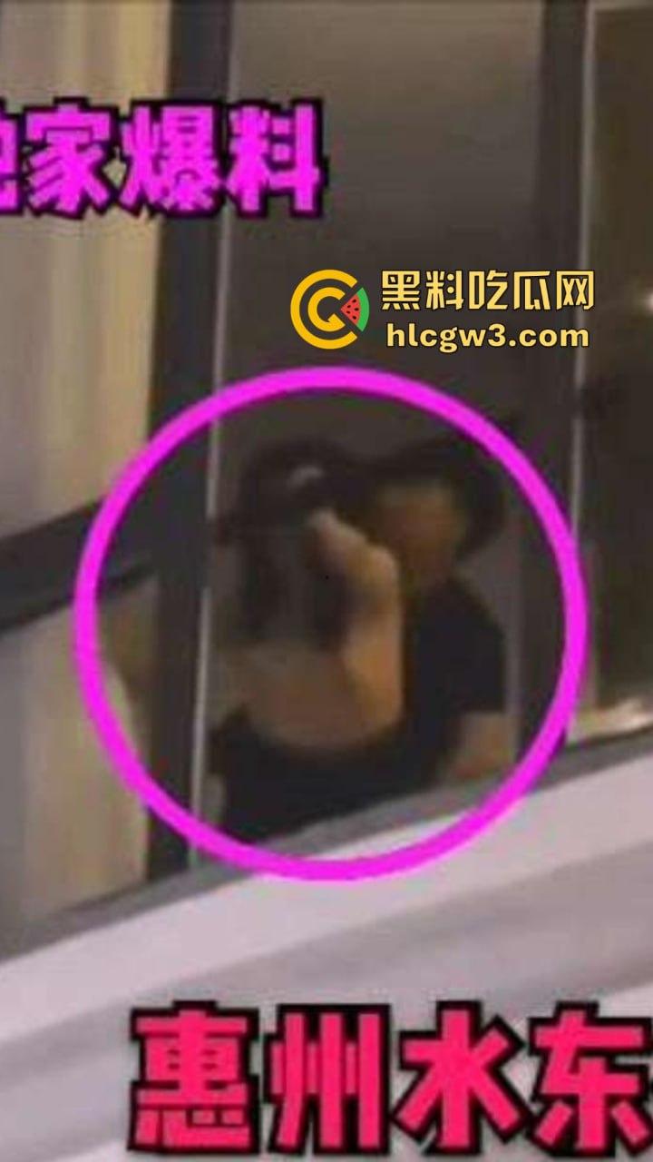 惠州朗曼酒店窗帘不拉直接开干 情侣奶子贴玻璃后入猛操，楼下一群吃瓜群众围观姿势秀到飞起！-1